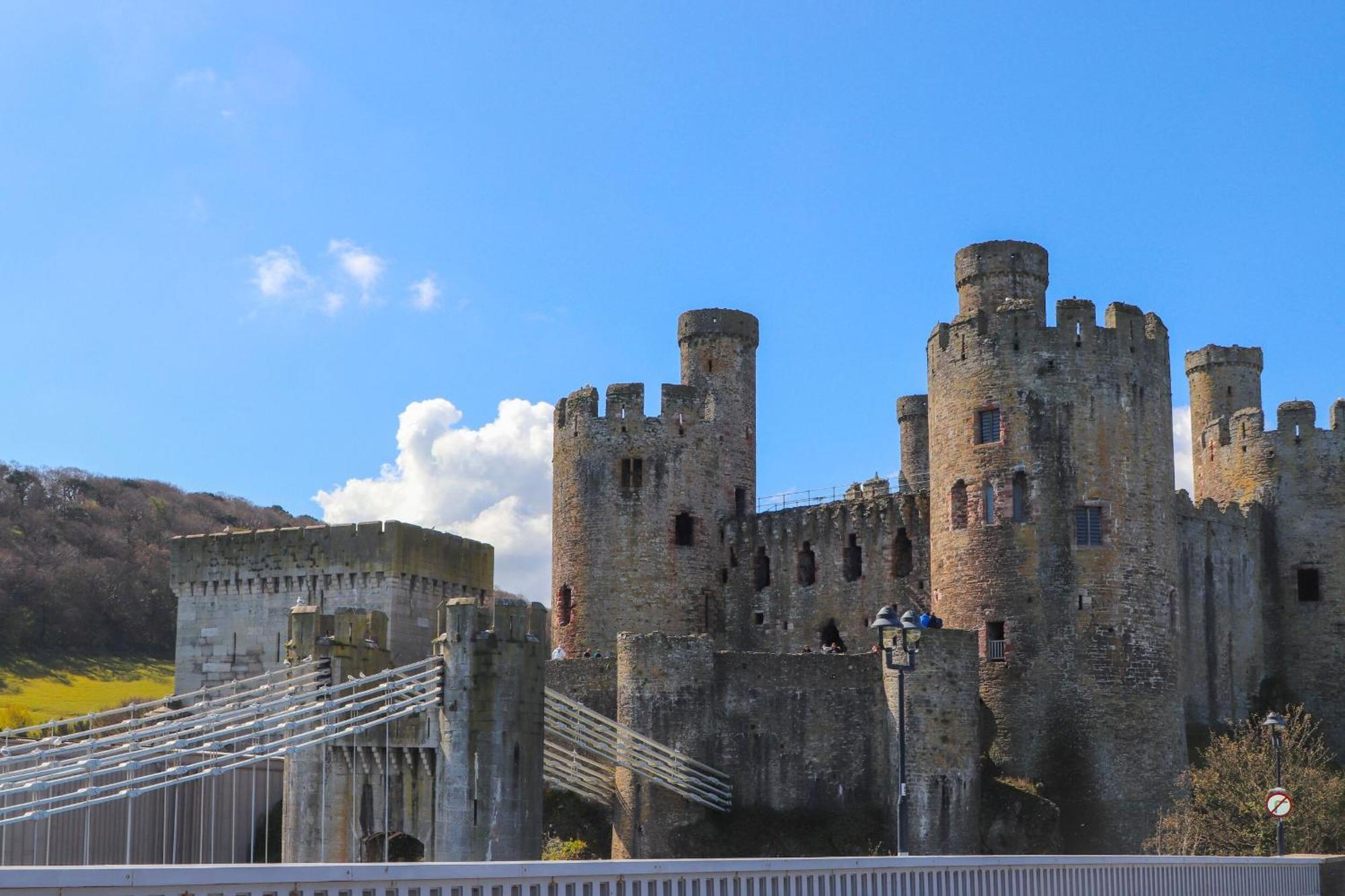 Вилла 3 Trem Afon Llansanffraid Glan Conwy Экстерьер фото